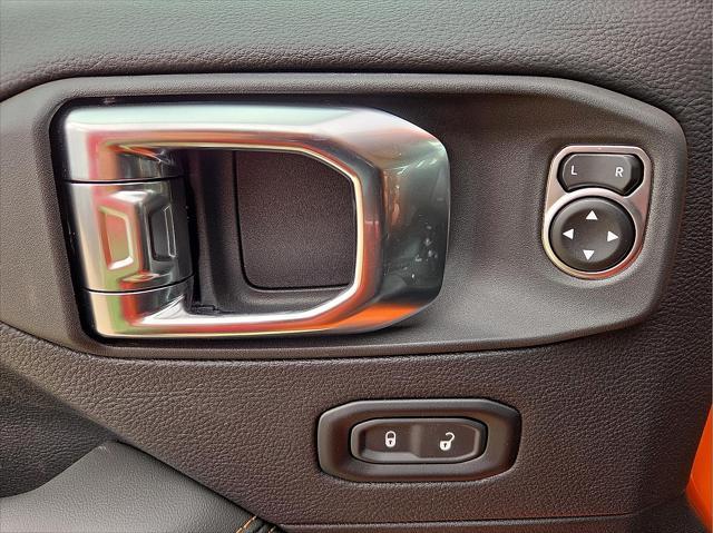 new 2025 Jeep Gladiator car, priced at $44,707