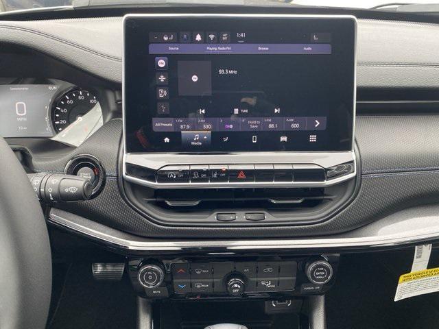 new 2025 Jeep Compass car, priced at $26,632