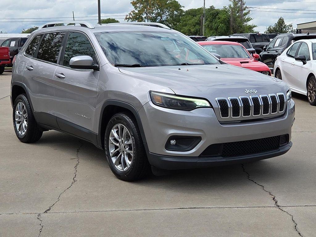 used 2019 Jeep Cherokee car, priced at $12,933