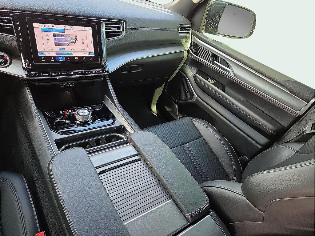 new 2025 Jeep Wagoneer L car, priced at $65,974