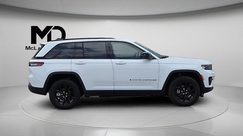 used 2024 Jeep Grand Cherokee car, priced at $32,549