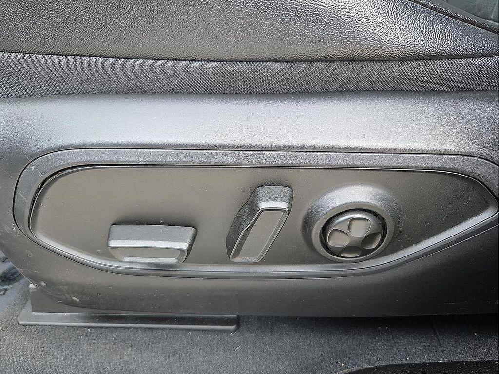 used 2024 Jeep Grand Cherokee car, priced at $32,549