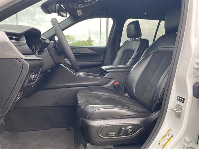 used 2024 Jeep Grand Cherokee car, priced at $34,457