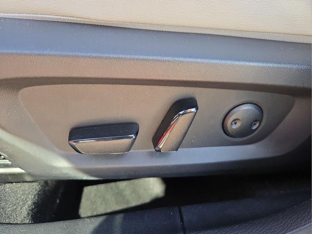 used 2024 Mitsubishi Outlander car, priced at $26,484