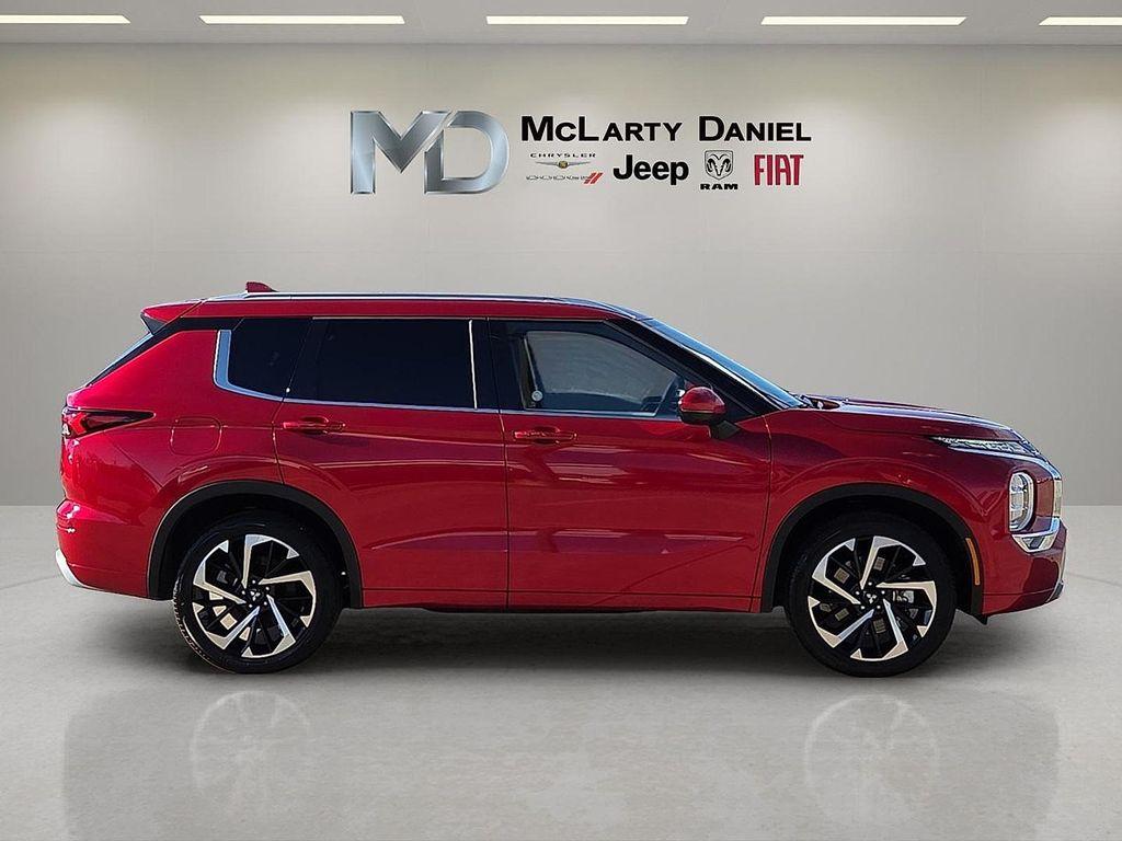 used 2024 Mitsubishi Outlander car, priced at $26,484