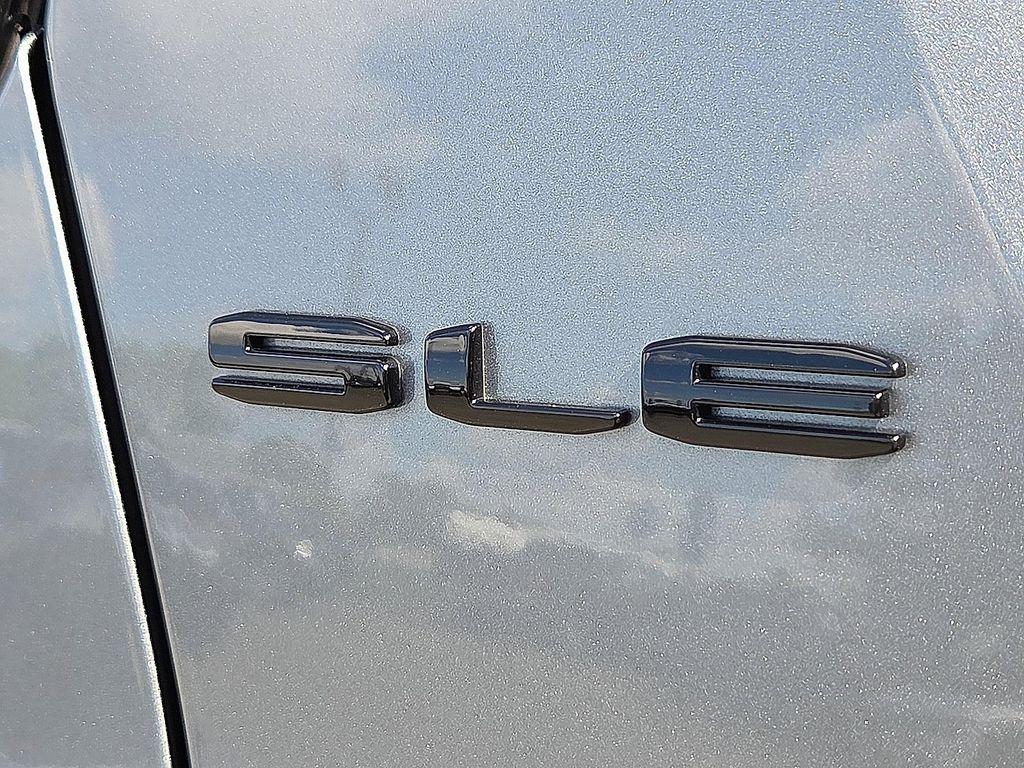 used 2023 GMC Acadia car, priced at $28,130