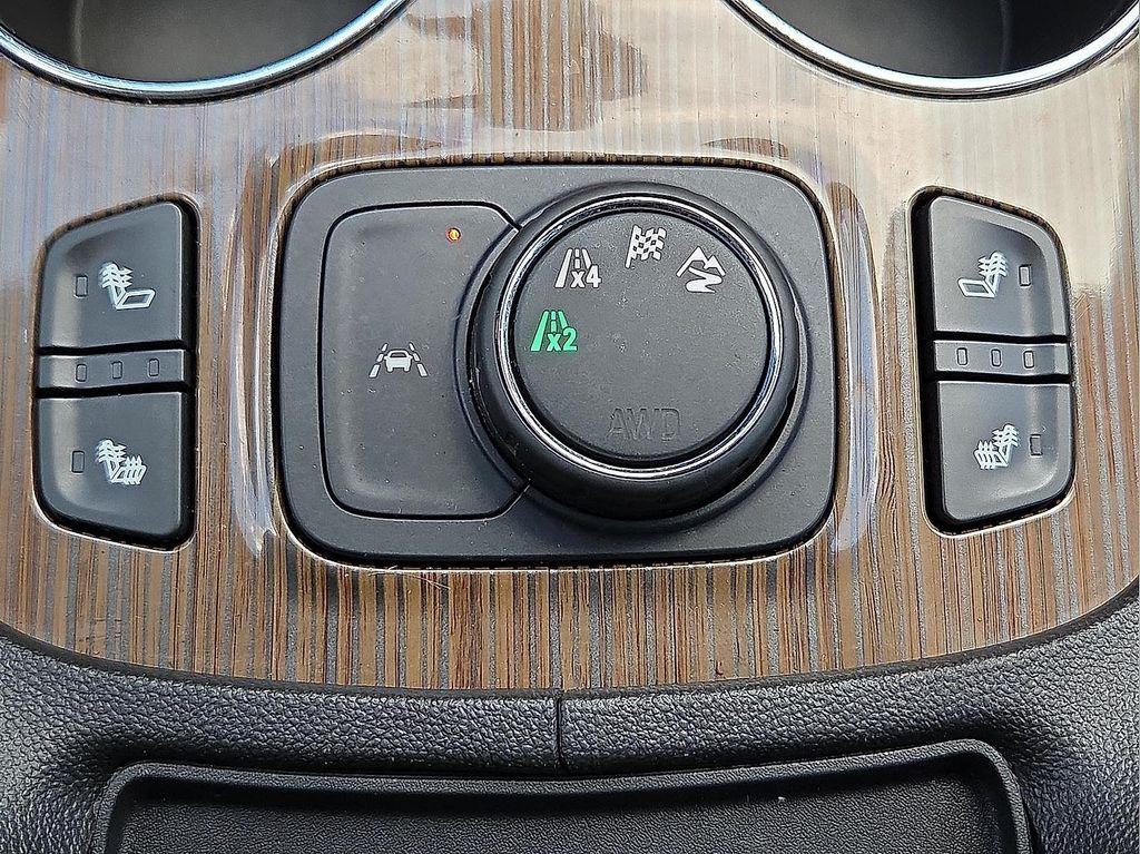 used 2023 GMC Acadia car, priced at $28,130