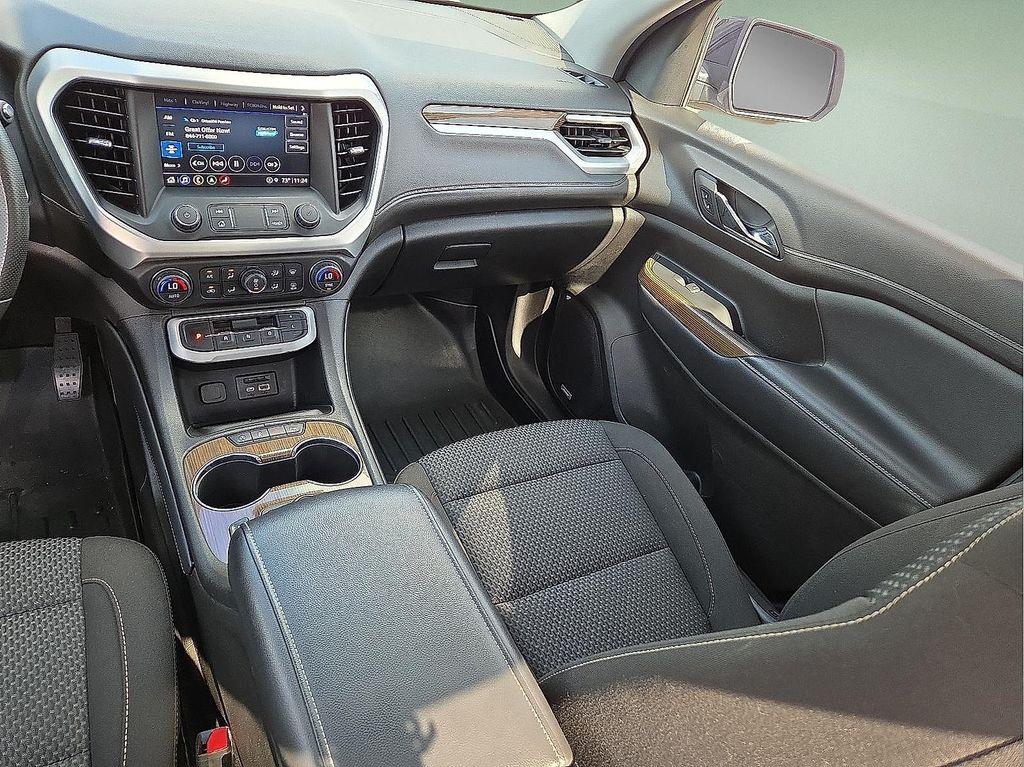 used 2023 GMC Acadia car, priced at $28,130