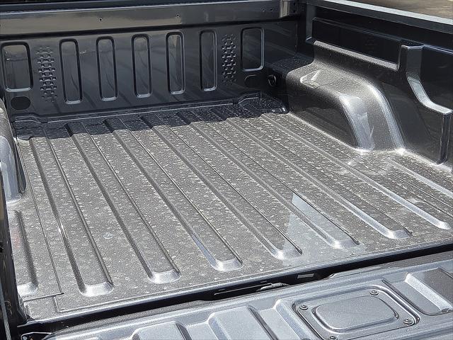 new 2025 Jeep Gladiator car, priced at $39,372