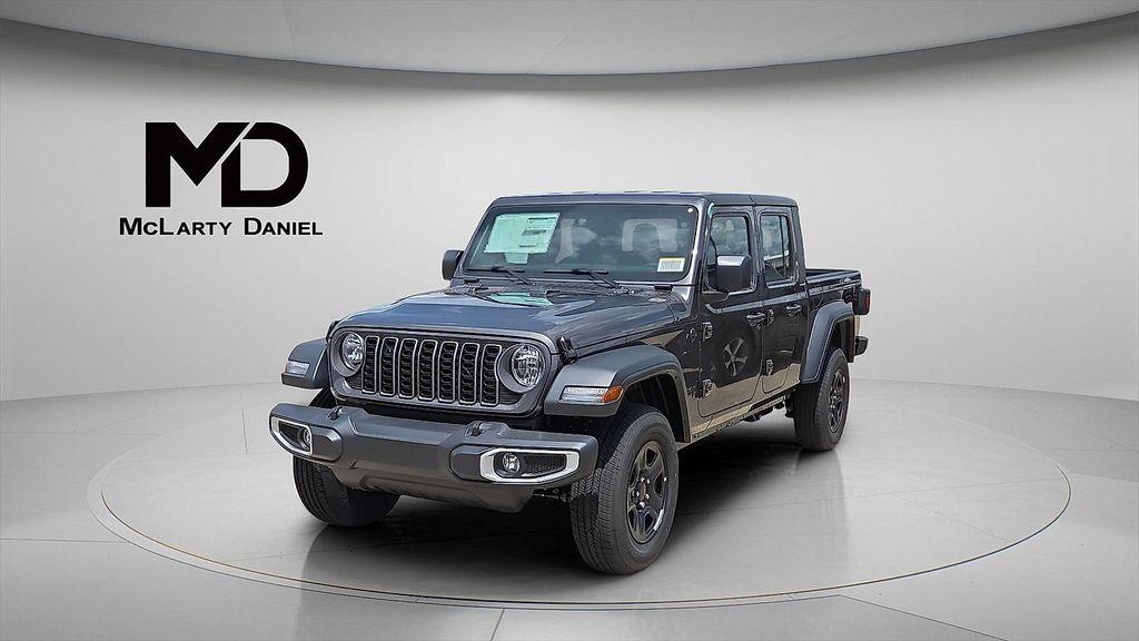new 2025 Jeep Gladiator car, priced at $37,092