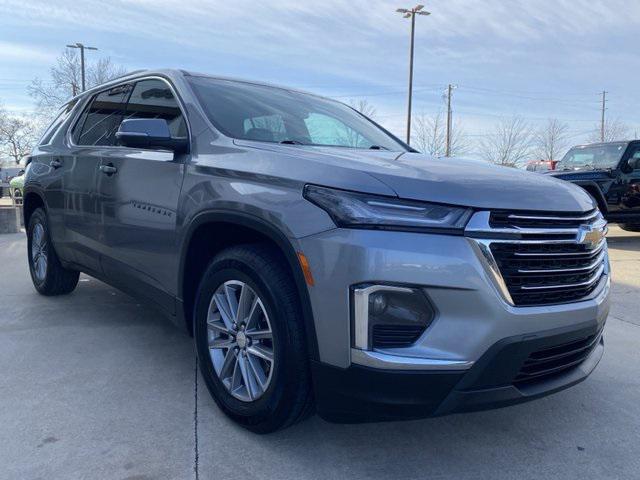 used 2023 Chevrolet Traverse car, priced at $27,300