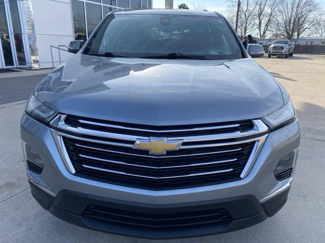 used 2023 Chevrolet Traverse car, priced at $27,300