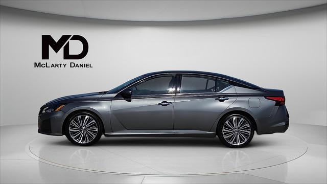 used 2023 Nissan Altima car, priced at $20,290