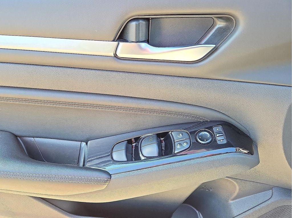 used 2023 Nissan Altima car, priced at $19,965