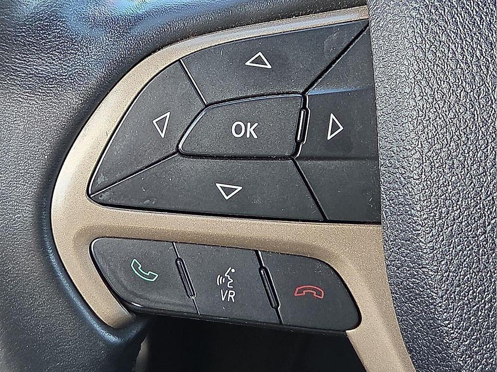 used 2015 Jeep Grand Cherokee car, priced at $12,602