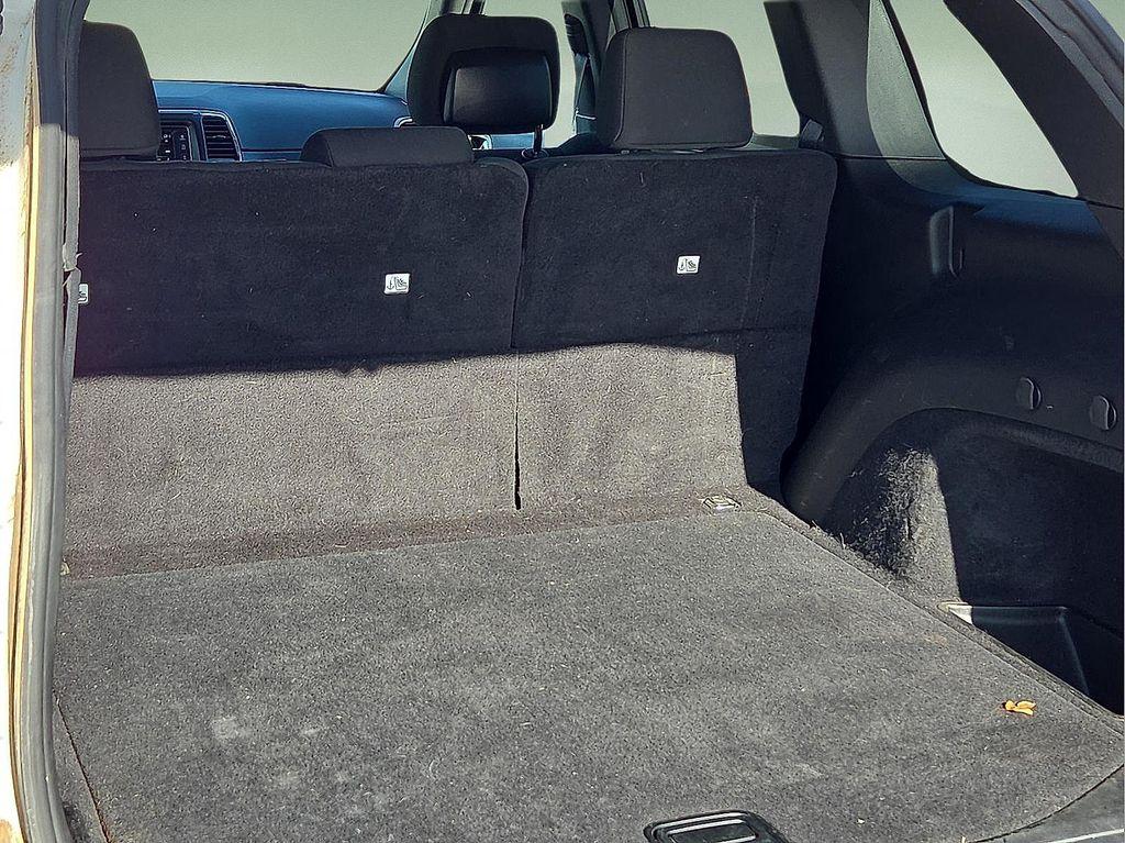 used 2015 Jeep Grand Cherokee car, priced at $12,602