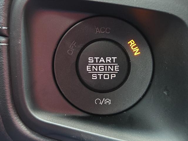 new 2025 Jeep Wrangler car, priced at $51,556