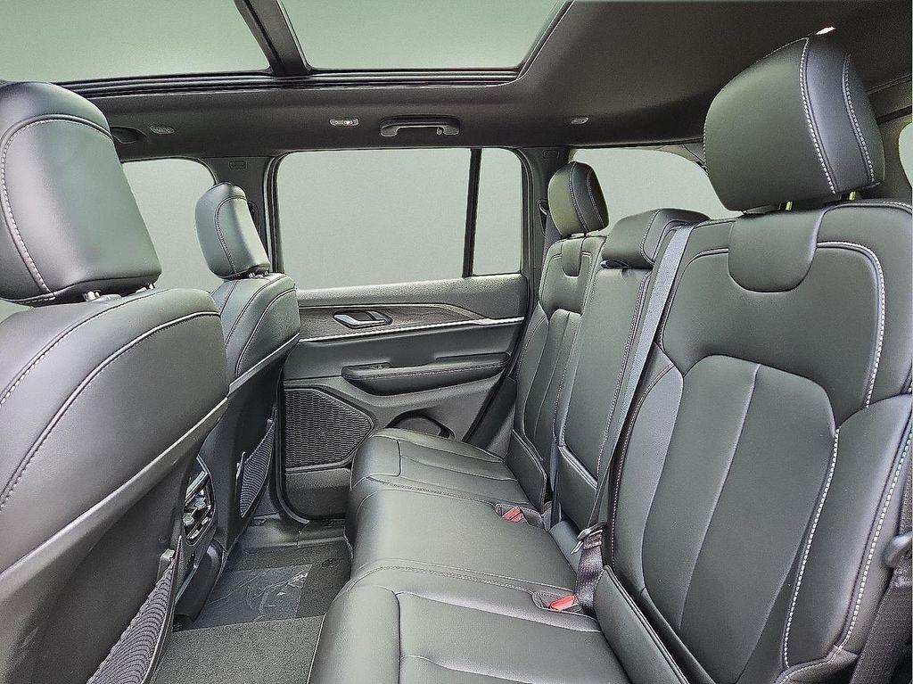 new 2025 Jeep Grand Cherokee car, priced at $42,740