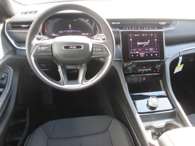 new 2025 Jeep Grand Cherokee car, priced at $31,507