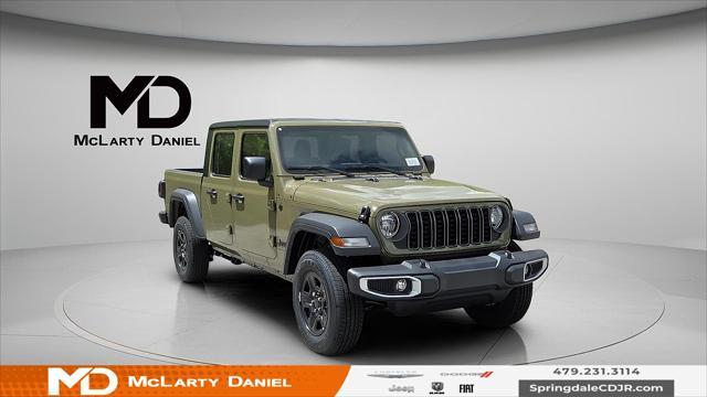 new 2025 Jeep Gladiator car, priced at $39,372