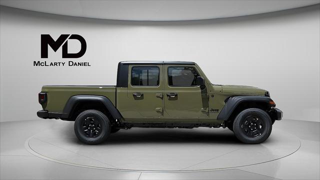 new 2025 Jeep Gladiator car, priced at $39,372