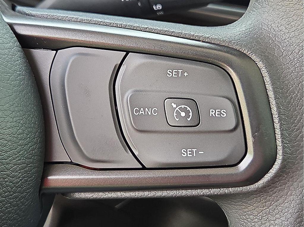 new 2025 Jeep Gladiator car, priced at $37,092