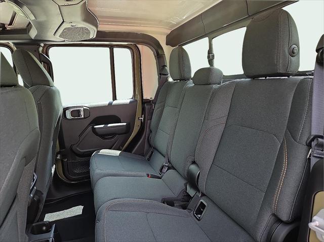 new 2025 Jeep Gladiator car, priced at $39,372