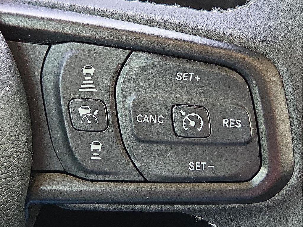 new 2025 Jeep Gladiator car, priced at $48,046