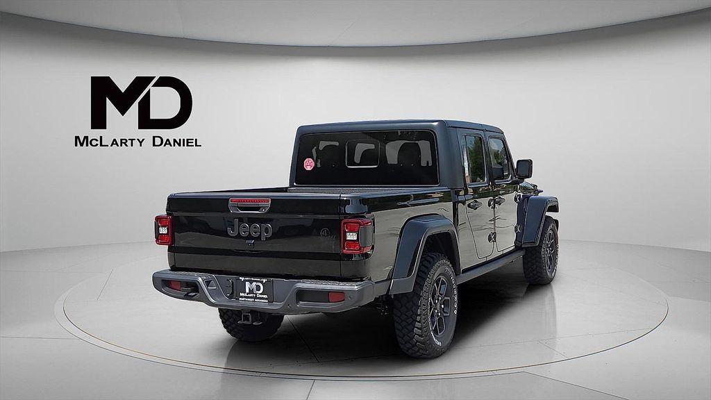 new 2025 Jeep Gladiator car, priced at $48,046