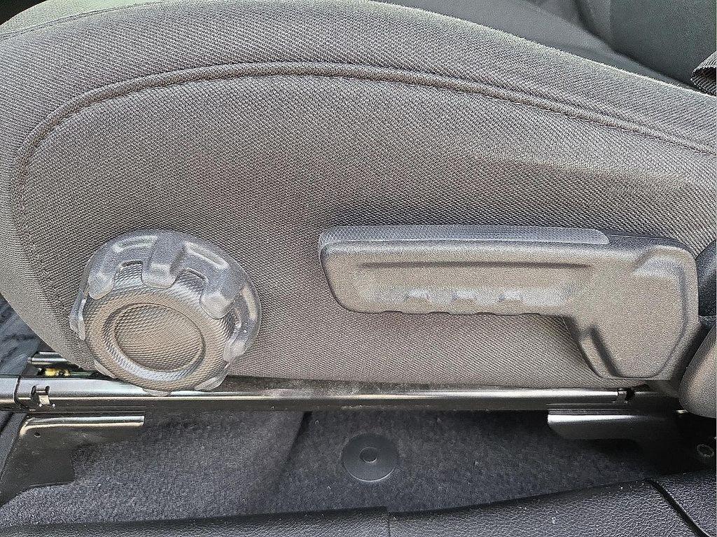 used 2021 Jeep Wrangler Unlimited car, priced at $26,297