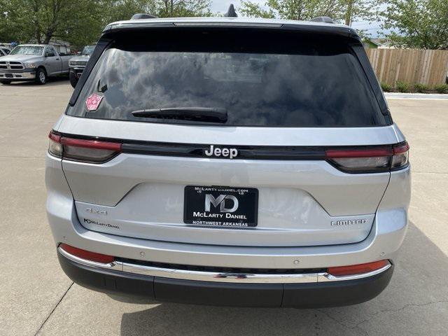 new 2024 Jeep Grand Cherokee car, priced at $47,681