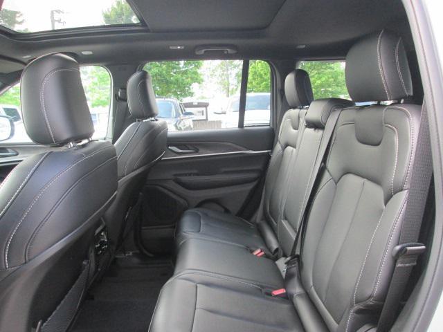 new 2024 Jeep Grand Cherokee car, priced at $45,005