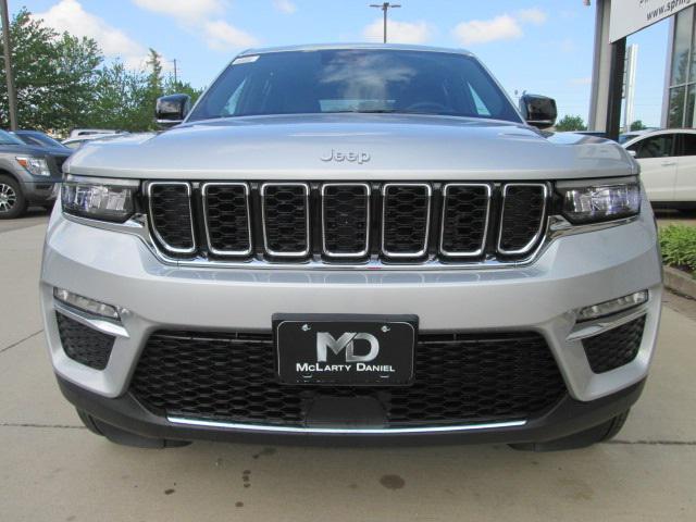 new 2024 Jeep Grand Cherokee car, priced at $45,005