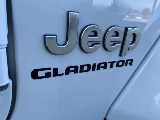 used 2022 Jeep Gladiator car, priced at $32,470