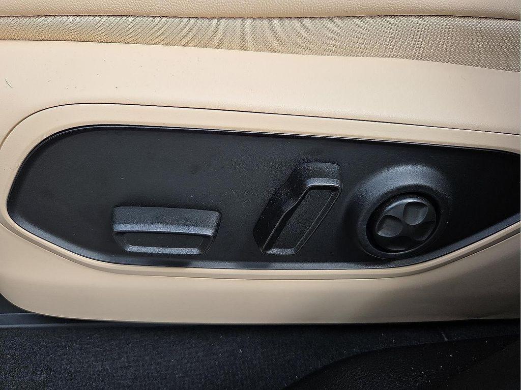 new 2025 Jeep Grand Cherokee car, priced at $49,070