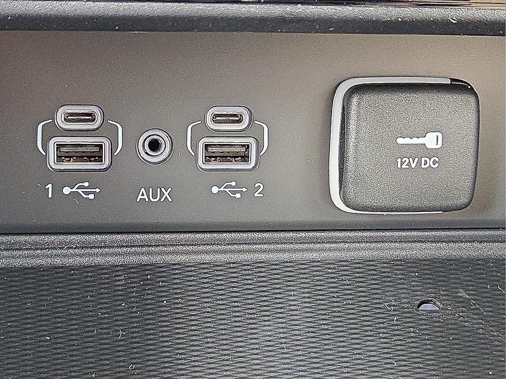 new 2025 Jeep Grand Cherokee car, priced at $49,070