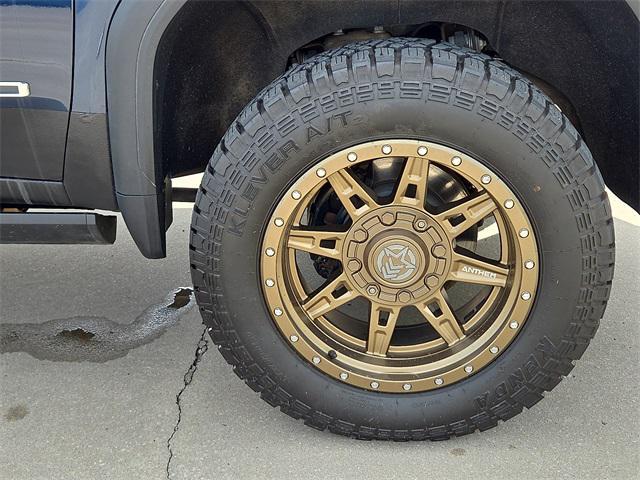 used 2022 GMC Sierra 2500 car, priced at $47,382