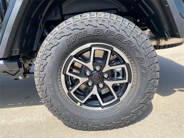 new 2025 Jeep Gladiator car, priced at $49,203