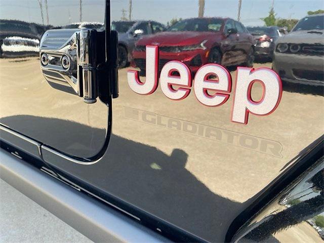 new 2025 Jeep Gladiator car, priced at $49,203