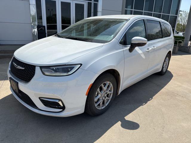 used 2023 Chrysler Pacifica car, priced at $25,022
