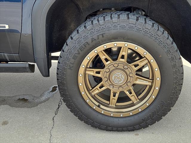 used 2022 GMC Sierra 2500 car, priced at $47,981