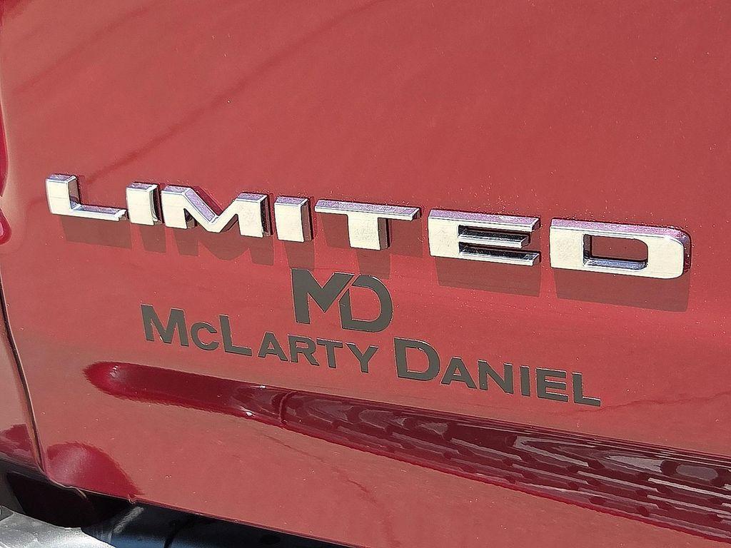 new 2025 Ram 1500 car, priced at $75,357