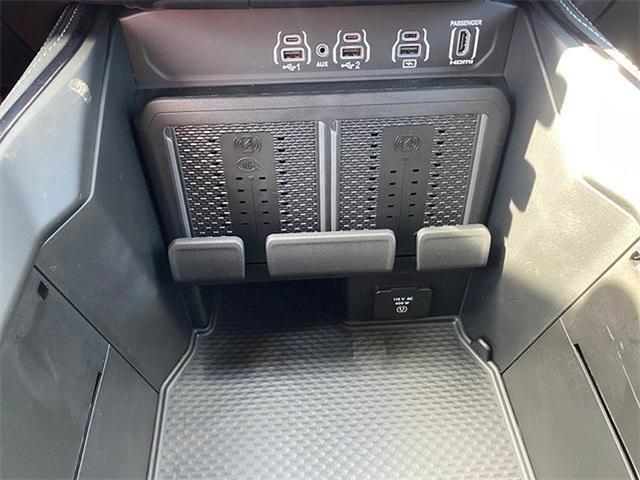 new 2025 Ram 1500 car, priced at $78,242