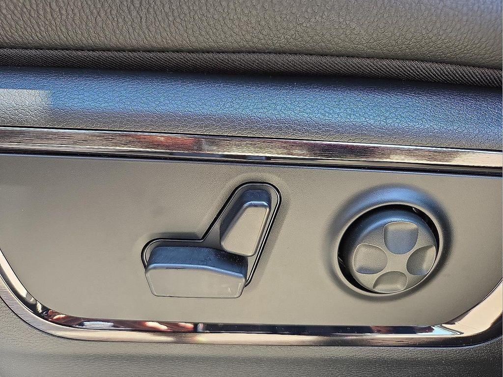 new 2025 Ram 1500 car, priced at $75,357
