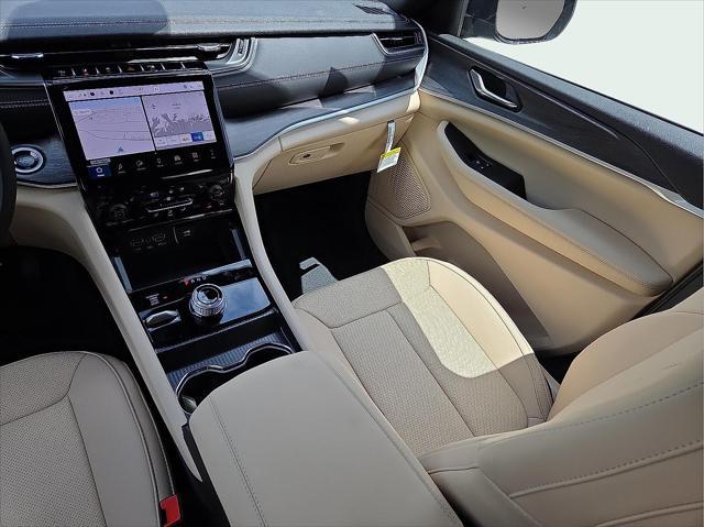 new 2025 Jeep Grand Cherokee L car, priced at $50,049