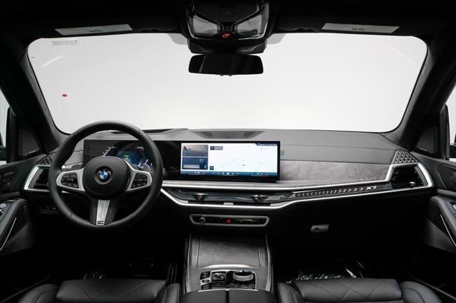 new 2025 BMW X7 car, priced at $99,300