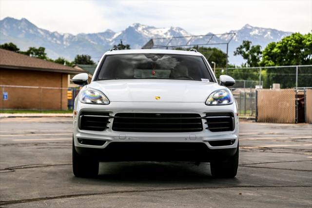used 2021 Porsche Cayenne E-Hybrid car, priced at $54,995