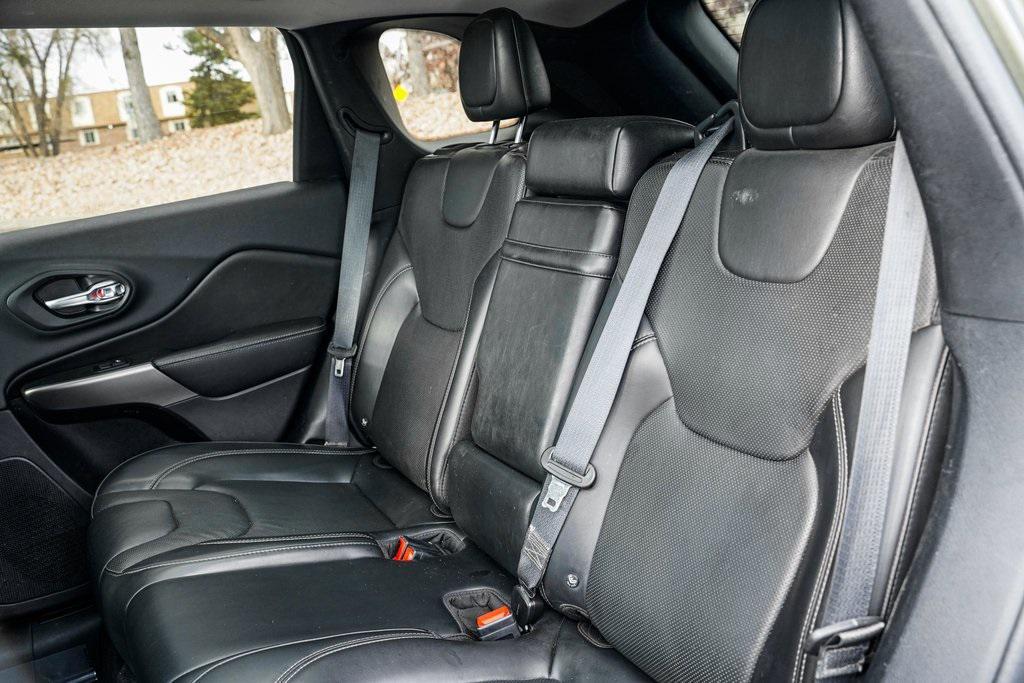 used 2019 Jeep Cherokee car, priced at $13,995