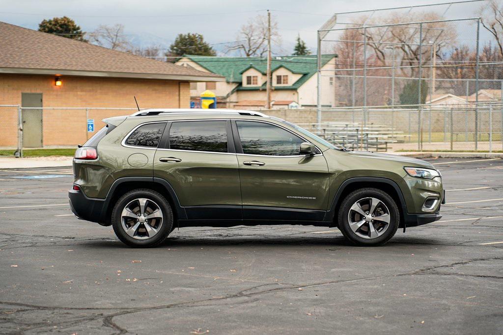 used 2019 Jeep Cherokee car, priced at $13,995
