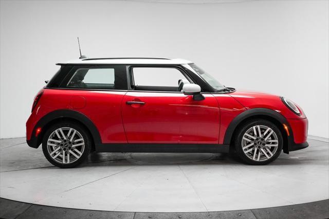 new 2025 MINI Hardtop car, priced at $33,530